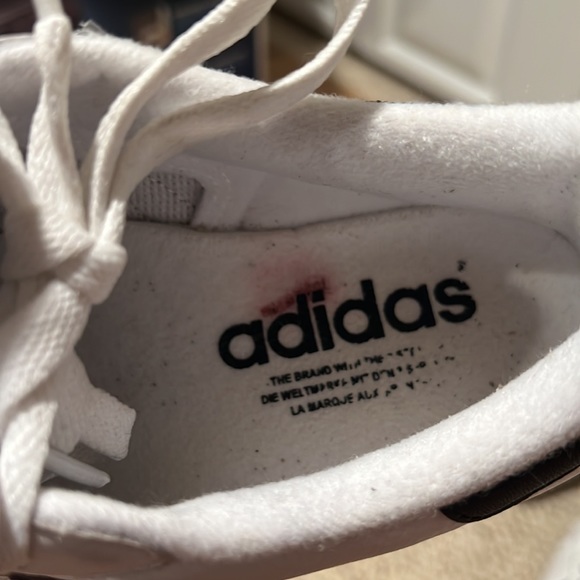 Adidas Superstar shoes. Ladies 9. Good condition a few scuffs - Picture 7 of 7